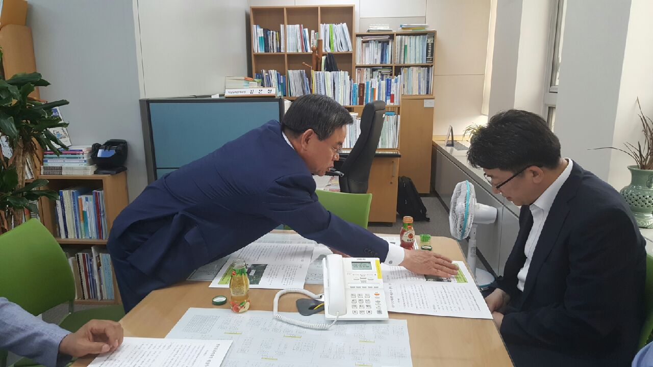 (27일)노박래 서천군수, 해양수산캠퍼스 건립예산 확보 위해 고용노동부 방문 (1).JPG