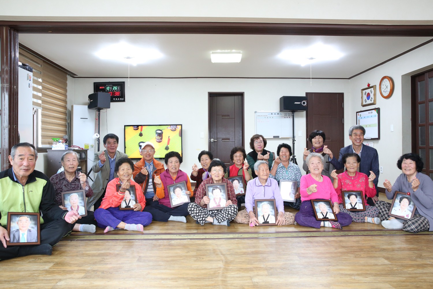 (30일)종천면지역사회보장협의체, 100세누리 장수사진 전달