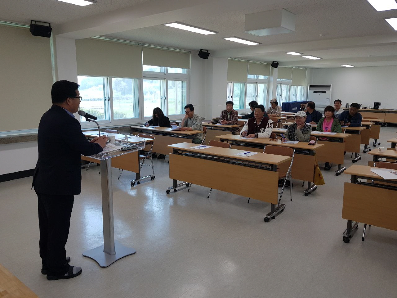 꾸미기_(27일) 서천군, 최고의 생태관광도시 조성 본격 시동(머물고 싶은 생태관광 프로그램 개발 및 추진 위한 회의 진행 2)