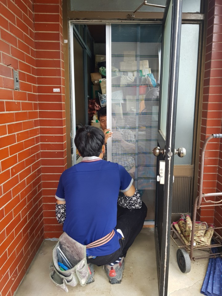 비인면, 저소득층 방충망 설치