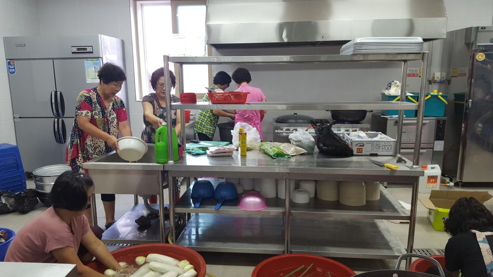 기산면, 사랑의 반찬 배달