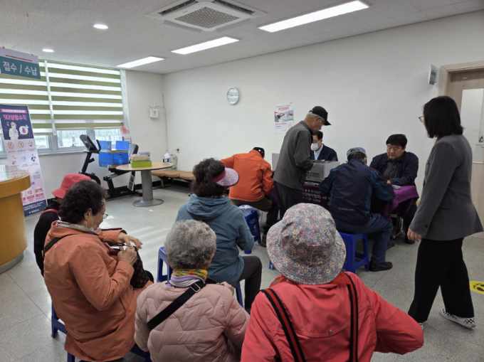 서천군보건소, 찾아가는 성인병·전립선암 검진 운영 - 의료취약지 순회검진 통해 건강 불